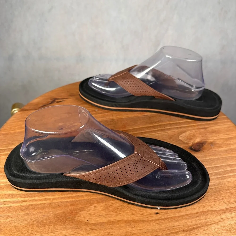 Rip Curl Flip Flop Sandals Mens 9.5 Brown Good Perforated Straps Thong Shoes